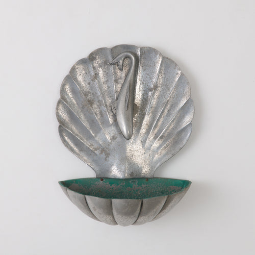 MODERNE FISH AND SHELL FOUNTAIN